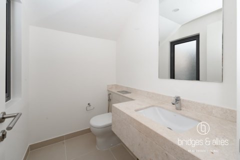 Villa in Dubai Hills Estate, Dubai 3 bedrooms, 203 sq.m. № 98067 - photo 12