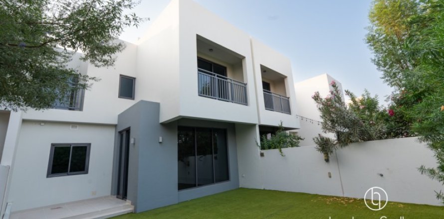 Villa in Dubai Hills Estate, Dubai 3 bedrooms, 203 sq.m. № 98067