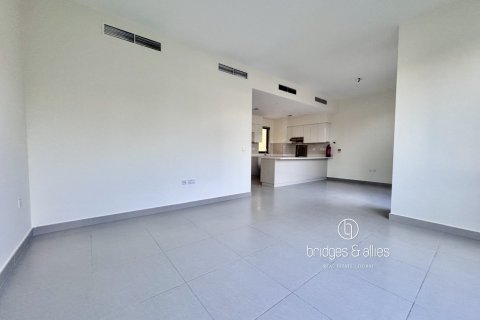 Villa in Dubai Hills Estate, Dubai 4 bedrooms, 202 sq.m. № 98066 - photo 5