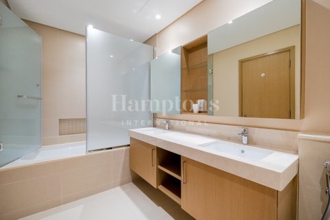 Apartamento en The Address Dubai Marina, Dubai Marina, Dubai, 2 dormitorios, 110.24 m², № 111967