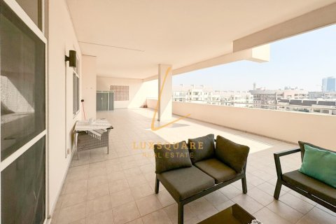 Снять в аренду квартиру в Uptown Motor City, Motor City, Дубай: 3 спальни, 272м², № 72097 - фото 16