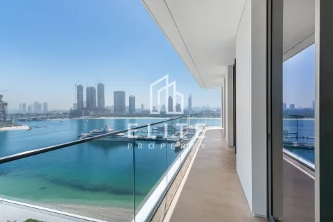 Apartamento en EMAAR Beachfront, Dubai Harbour, Dubai, 2 dormitorios, 124 m², № 60101 - foto 1