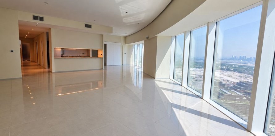 Apartamento en Sheikh Zayed Road, Dubai, 3 dormitorios, 217 m², № 141660