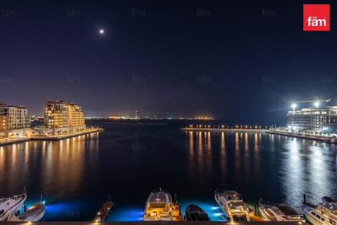 Apartment in Dubai 4 bedrooms, 307.1 sq.m. № 141647 - photo 15