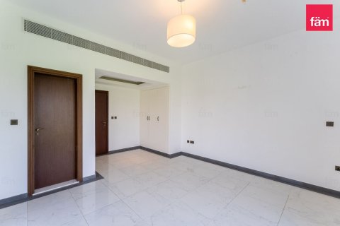 فيلا في دبي 4 غرف نوم, 386 م² رقم 141649 - صورة 15