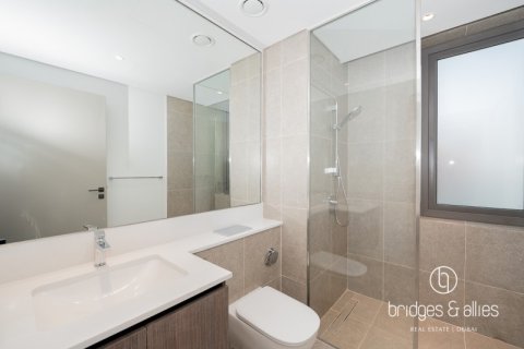 Снять в аренду виллу в Tilal Al Ghaf, Дубай: 4 спальни, 220м², № 90923 - фото 17