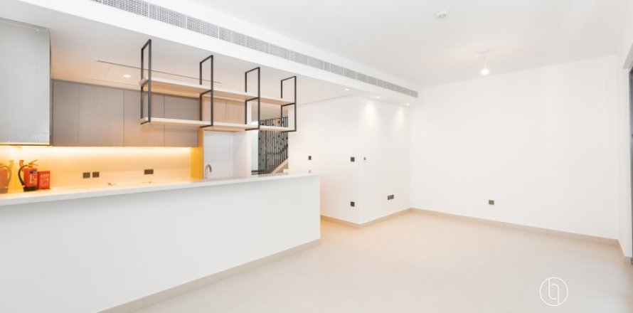 Вилла в Tilal Al Ghaf, Дубай, 3 спальни, 140м², № 90918