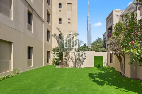 Apartment in Reehan, Old Town, Dubai 2 bedrooms, 282 sq.m. № 59480 - photo 1