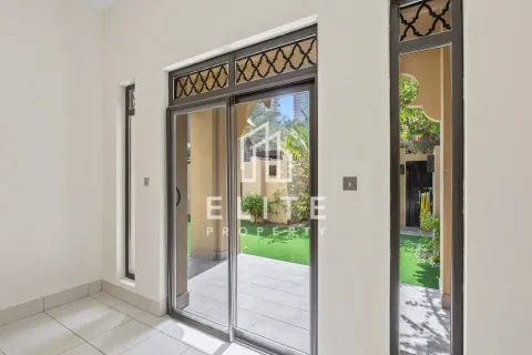 Apartment in Reehan, Old Town, Dubai 2 bedrooms, 282 sq.m. № 59480 - photo 19