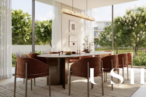 Villa à Dubai Investment Park, Dubai, 4 chambres, 356 m², № 46806 - photo 2