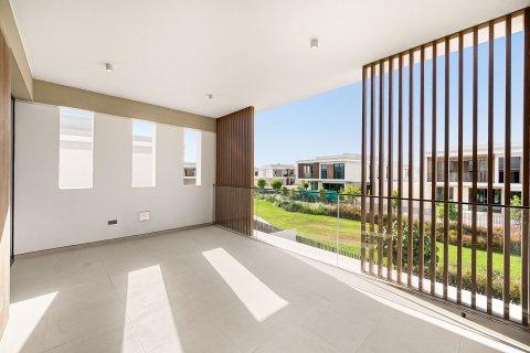 Villa in Tilal Al Ghaf, Dubai 5 bedrooms, 668.9 sq.m. № 138901 - photo 13