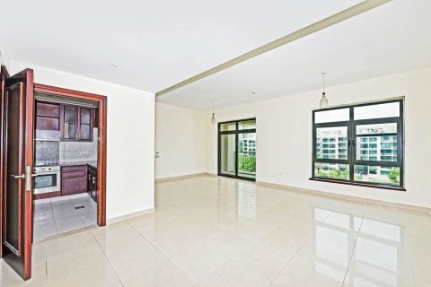 Apartment in The Views, Dubai 2 bedrooms, 121.89 sq.m. № 138900 - photo 2