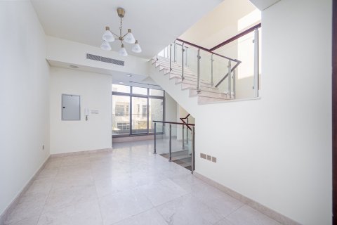 Townhouse in Meydan, Dubai 3 bedrooms, 235.22 sq.m. № 138906 - photo 6
