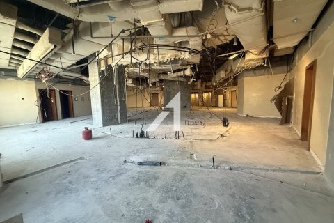 Снять в аренду офис в Дубае: 984м², № 72054 - фото 5