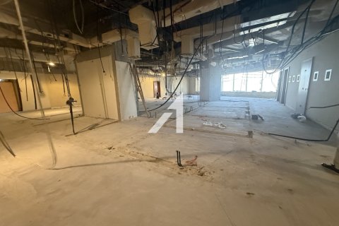 Снять в аренду офис в Дубае: 984м², № 72054 - фото 2