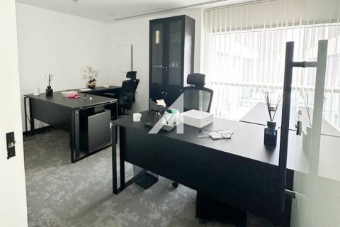 Снять в аренду офис в Дубае: 296.8м², № 72056 - фото 7
