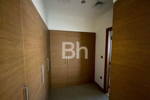 Снять в аренду виллу в Дубай Хилс Эстейт, Дубай: 3 спальни, 454м², № 21853 - фото 16