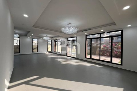 Villa à Al Furjan, Dubai, 5 chambres, 539 m², № 21851 - photo 1