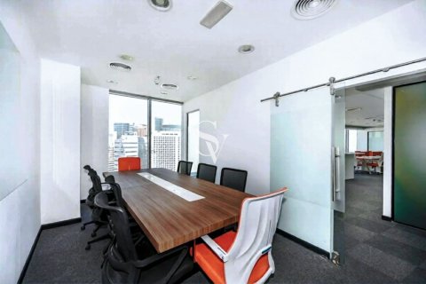 Снять в аренду офис в Barsha Heights (Tecom), Дубай: 69м², № 114558 - фото 9
