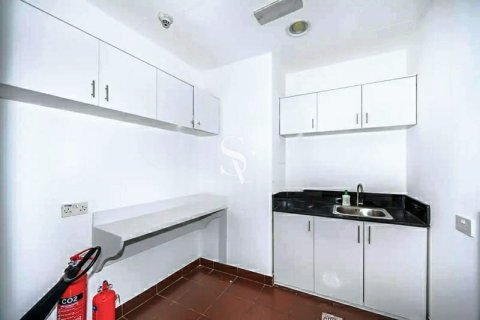 Снять в аренду офис в Barsha Heights (Tecom), Дубай: 69м², № 114558 - фото 3