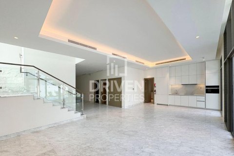 Villa à District One, Mohammed Bin Rashid City, Dubai, 4 chambres, 650.04 m², № 129337