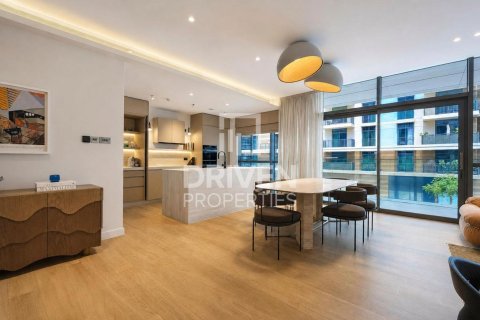 Apartment in City Walk, Dubai 3 bedrooms, 237.65 sq.m. № 136182 - photo 23