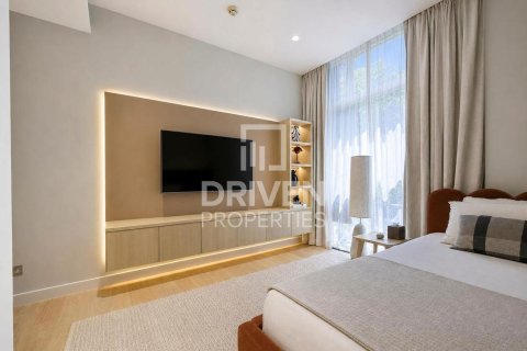 Apartment in City Walk, Dubai 3 bedrooms, 237.65 sq.m. № 136182 - photo 14