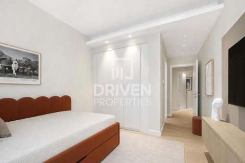 Apartment in City Walk, Dubai 3 bedrooms, 237.65 sq.m. № 136182 - photo 13