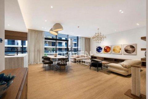 Apartment in City Walk, Dubai 3 bedrooms, 237.65 sq.m. № 136182 - photo 8