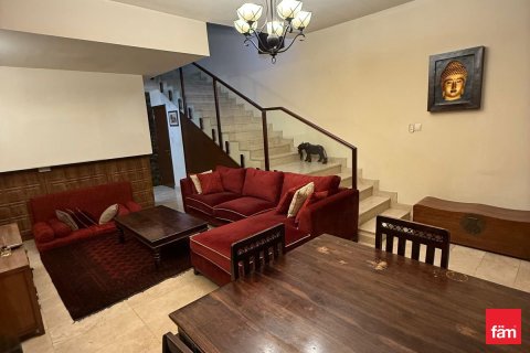 Снять в аренду таунхаус в Дубае: 4 спальни, 285м², № 40683 - фото 4