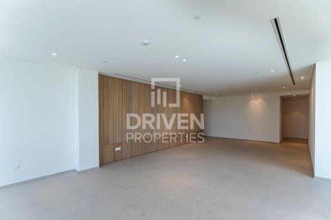 Apartment in Jumeirah, Dubai 4 bedrooms, 341.42 sq.m. № 140867 - photo 5