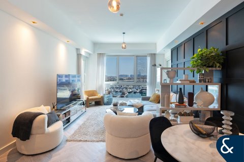 Apartamento en Palm Jumeirah, Dubai, 3 dormitorios, 227 m², № 79334 - foto 2