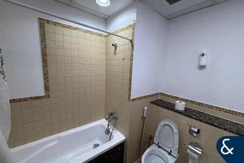 Apartment in Jumeirah Beach Residence, Dubai 2 bedrooms, 128 sq.m. № 79343 - photo 10