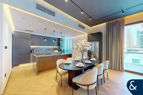 Appartement à AZURE RESIDENCES à Palm Jumeirah, Dubai, 4 chambres, 236 m², № 79344 - photo 7