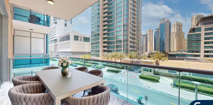 Appartement à AZURE RESIDENCES à Palm Jumeirah, Dubai, 4 chambres, 236 m², № 79344