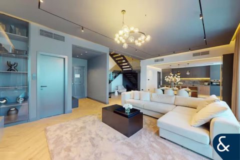 Appartement à AZURE RESIDENCES à Palm Jumeirah, Dubai, 4 chambres, 236 m², № 79344 - photo 2