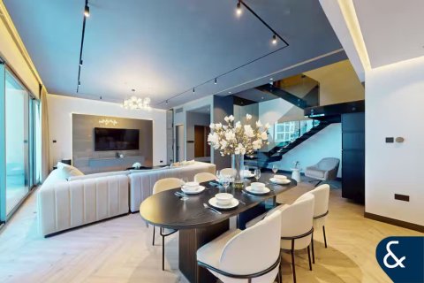 Appartement à AZURE RESIDENCES à Palm Jumeirah, Dubai, 4 chambres, 236 m², № 79344 - photo 6