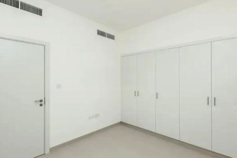 Adosado en Noor Townhouses, Town Square, Dubai, 3 dormitorios, 188.22147800 m², № 13308 - foto 2