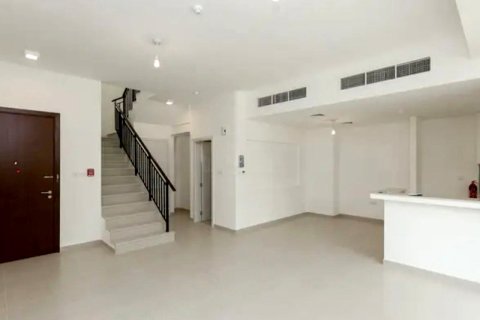 Adosado en Noor Townhouses, Town Square, Dubai, 3 dormitorios, 188.22147800 m², № 13308 - foto 14