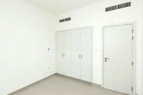 Adosado en Noor Townhouses, Town Square, Dubai, 3 dormitorios, 188.22147800 m², № 13308 - foto 10