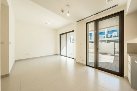 Снять в аренду таунхаус в Dubai South (Dubai World Central), Дубай: 3 спальни, 180.56998692м², № 13307 - фото 12