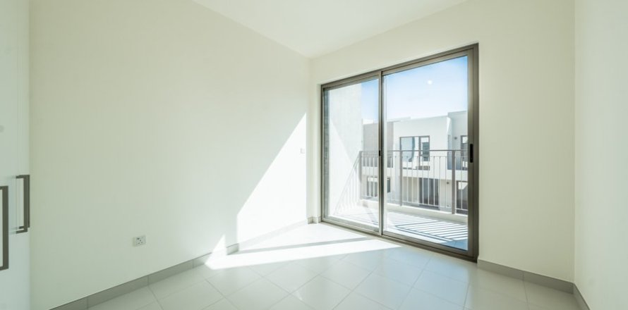 Таунхаус в Dubai South (Dubai World Central), Дубай, 3 спальни, 180.57м², № 13307