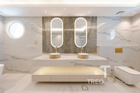 Villa in Legacy, Jumeirah Park, Dubai 5 bedrooms, 474 sq.m. № 13347 - photo 19