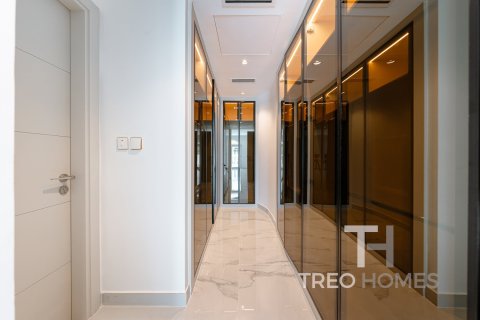 Villa in Legacy, Jumeirah Park, Dubai 5 bedrooms, 474 sq.m. № 13347 - photo 18