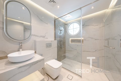 Villa in Legacy, Jumeirah Park, Dubai 5 bedrooms, 474 sq.m. № 13347 - photo 28