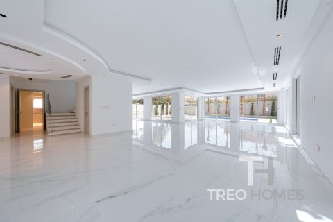 Villa in Legacy, Jumeirah Park, Dubai 5 bedrooms, 474 sq.m. № 13347 - photo 3