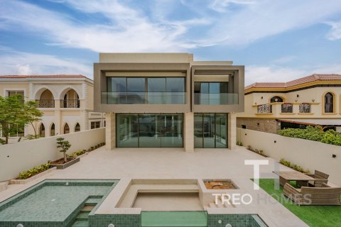 Villa in Jumeirah Park, Dubai 6 bedrooms, 836 sq.m. № 13343 - photo 2