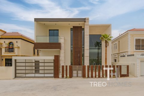Villa in Jumeirah Park, Dubai 6 bedrooms, 836 sq.m. № 13343 - photo 1
