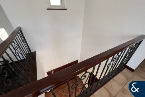 Снять в аренду виллу в The Villa, Дубай: 5 спален, 660м², № 79188 - фото 12