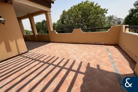 Снять в аренду виллу в The Villa, Дубай: 5 спален, 660м², № 79188 - фото 21
